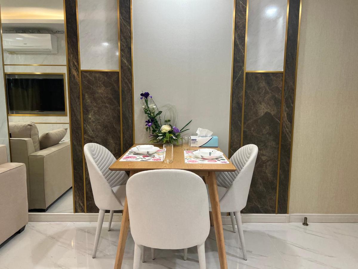 Romantic Beach Apartment芭堤雅水系高档酒店式公寓可做饭 Jomtien Exterior foto