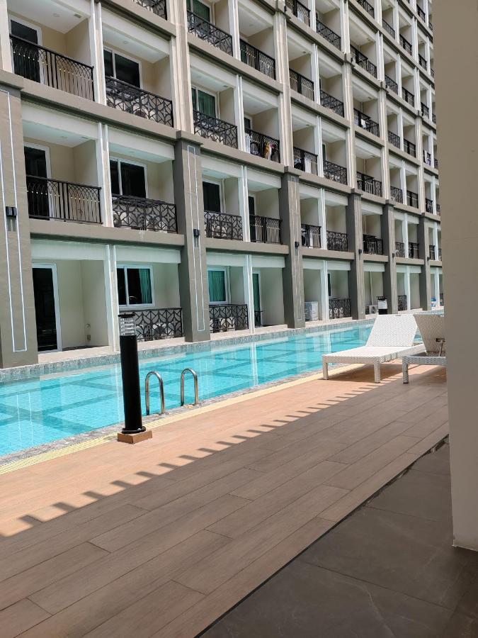 Romantic Beach Apartment芭堤雅水系高档酒店式公寓可做饭 Jomtien Exterior foto